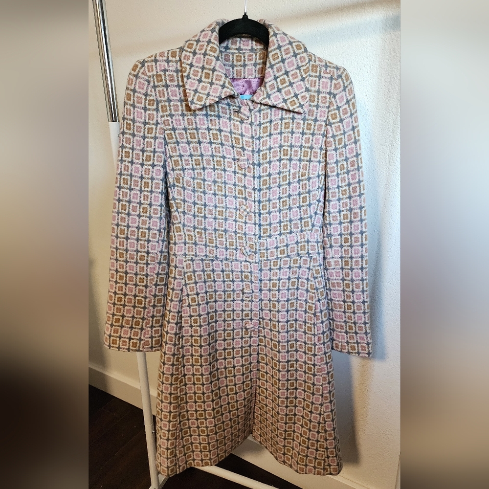 Guess by Marciano Pastel Geometric Trench Coat in Pink, Cream & Tan